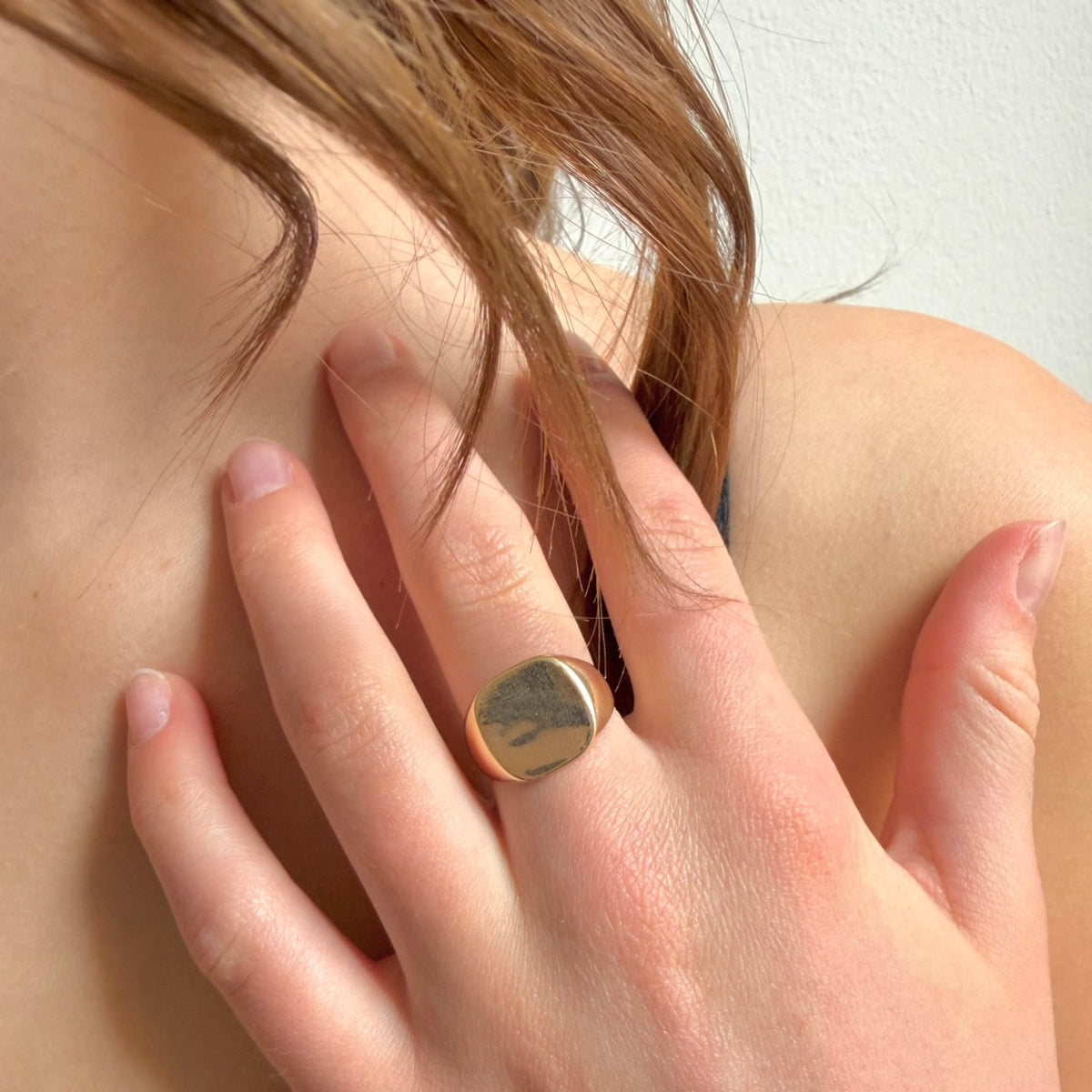 Cushion Signet in 9K Gold
