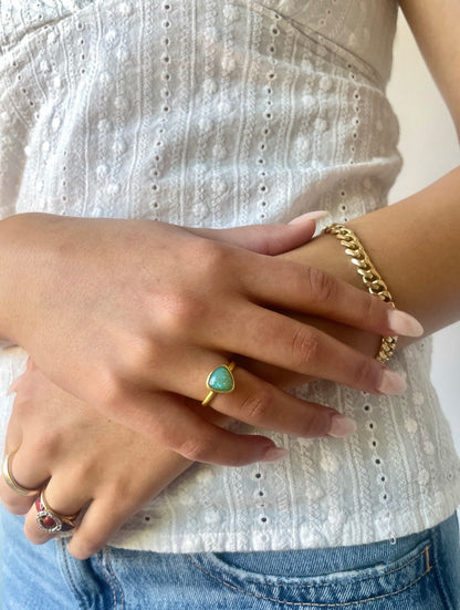 22K Gold Triangular Opal Ring – Satin Finish, Size 5.5

 