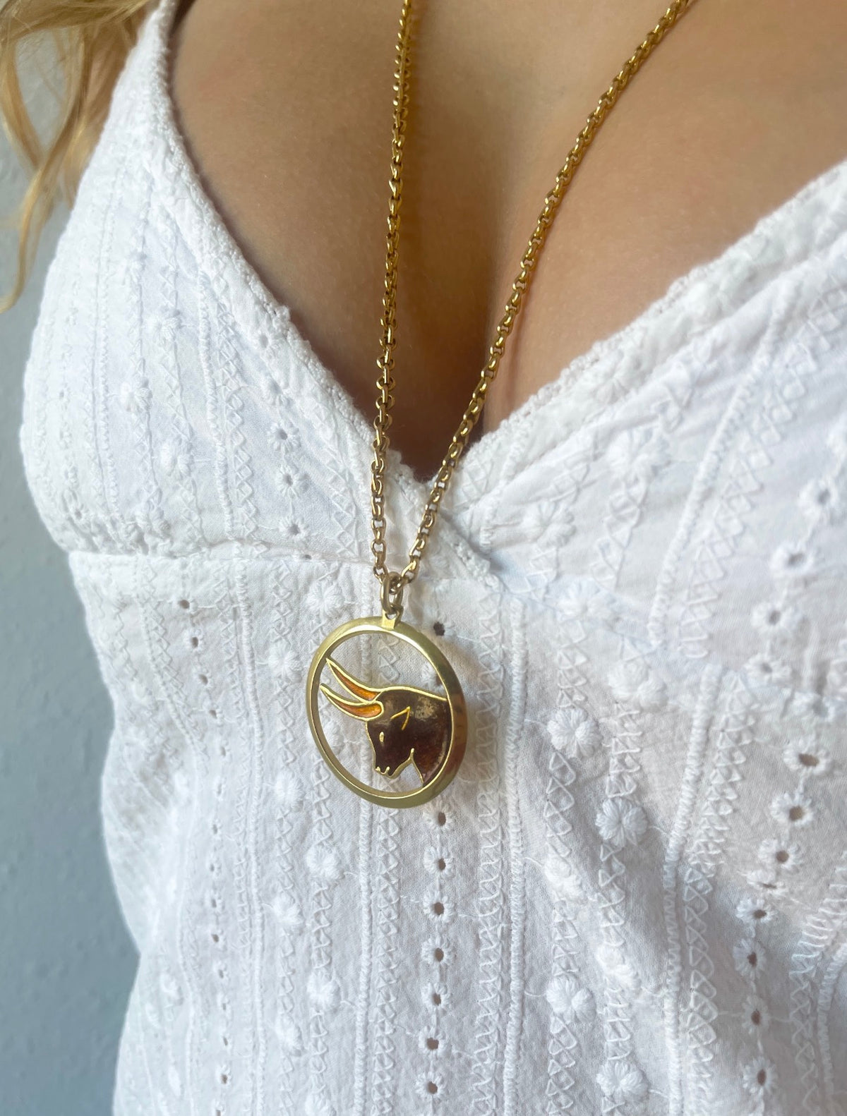 Vintage 18k Taurus Silhouette Enamel Charm