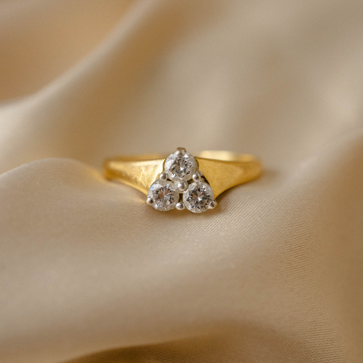 Three Jewels- 3 Stone Diamond Ring in 18K Gold Ring